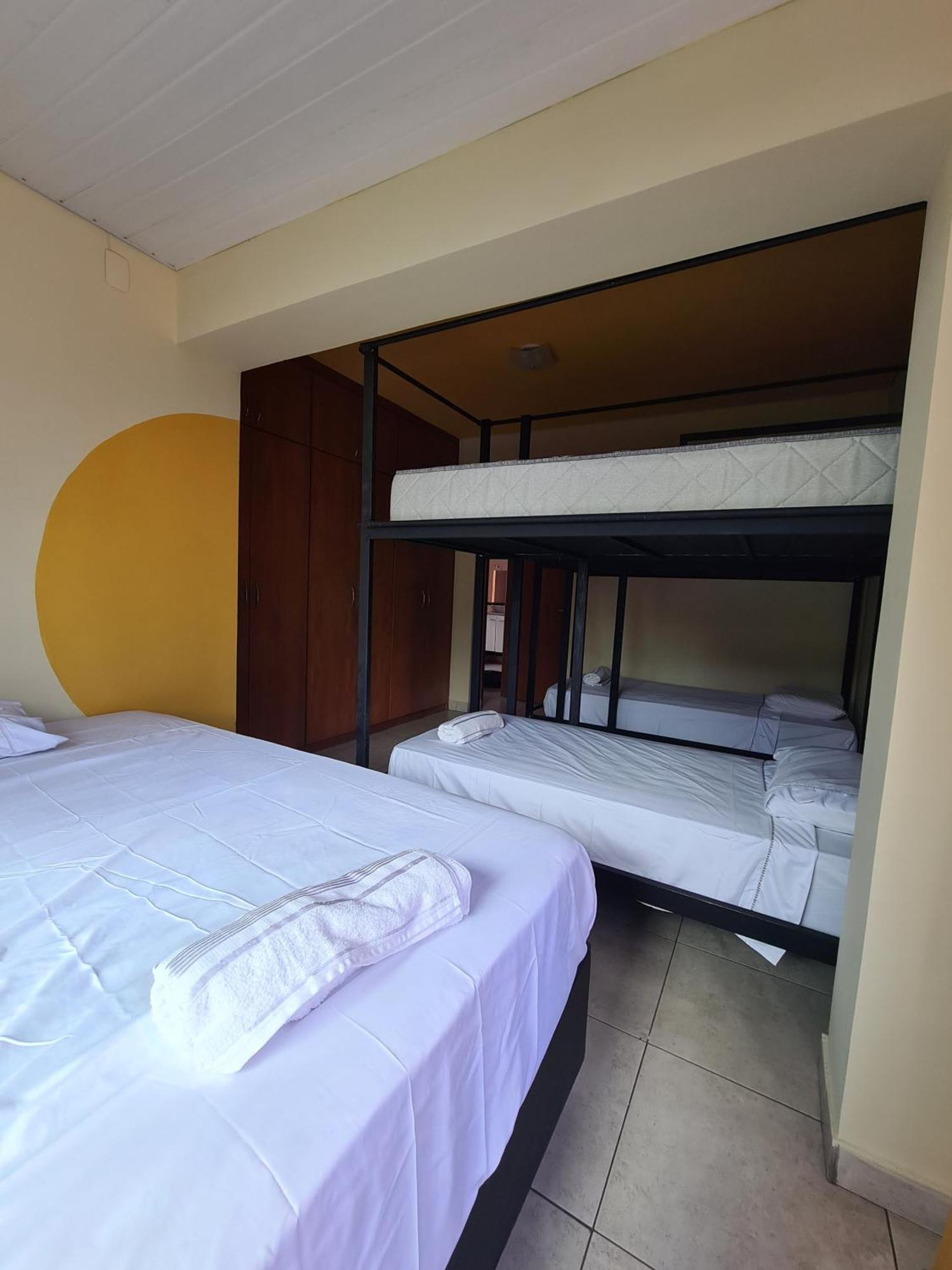 Poente Hostel Belo Horizonte Bagian luar foto